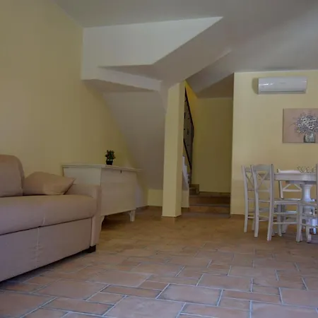 Casa Agora By La Via Del Mare Viaggi E Vacanze בית נופש וילסימיוס
